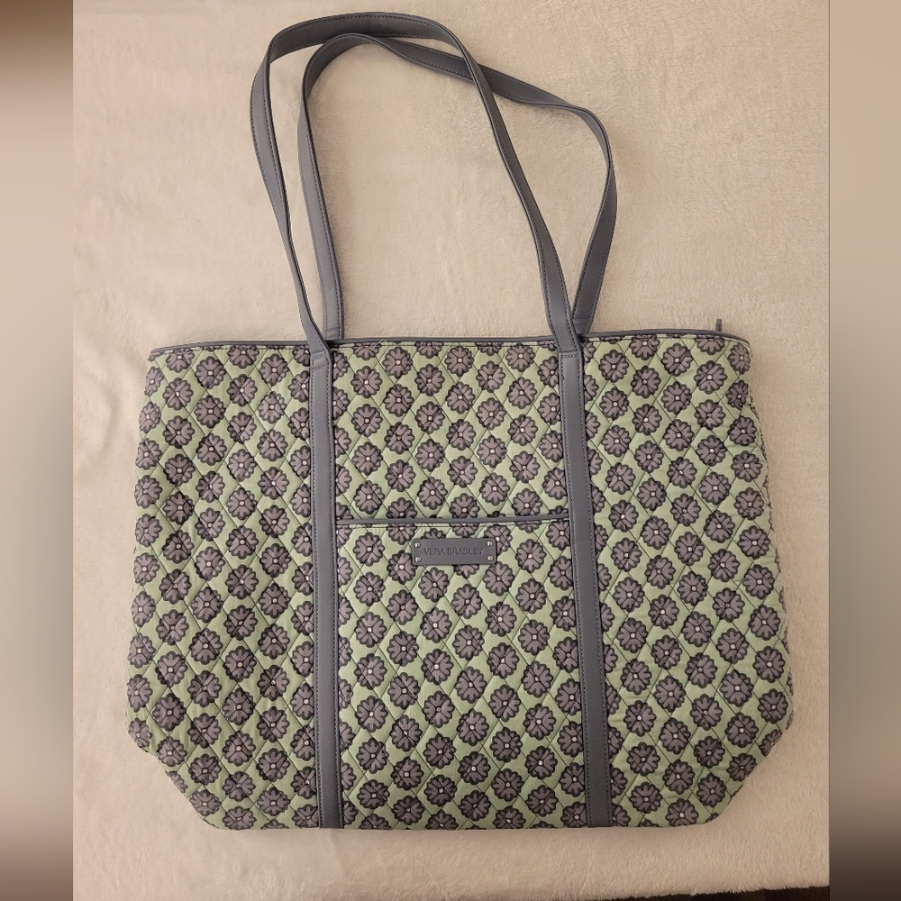 Vera Bradley Green and Gray Quilted Tote Bag